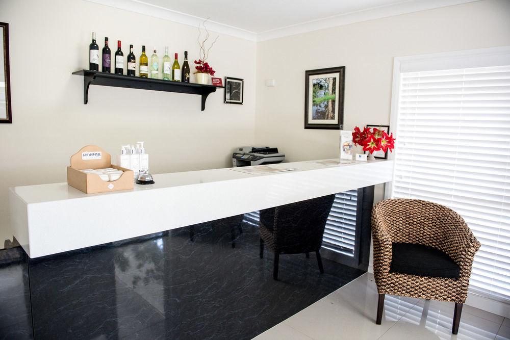 Pioneer Motel Goondiwindi Bagian luar foto