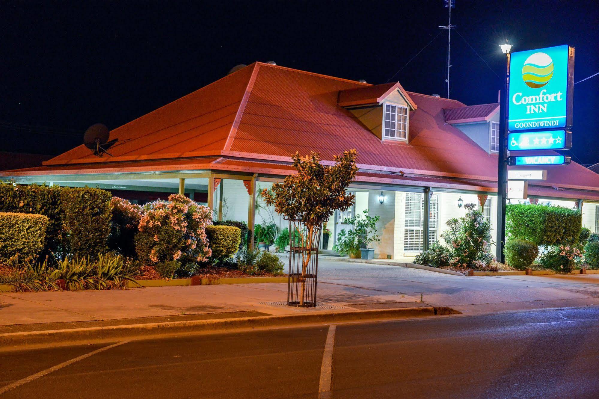 Pioneer Motel Goondiwindi Bagian luar foto