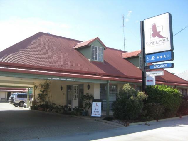 Pioneer Motel Goondiwindi Bagian luar foto