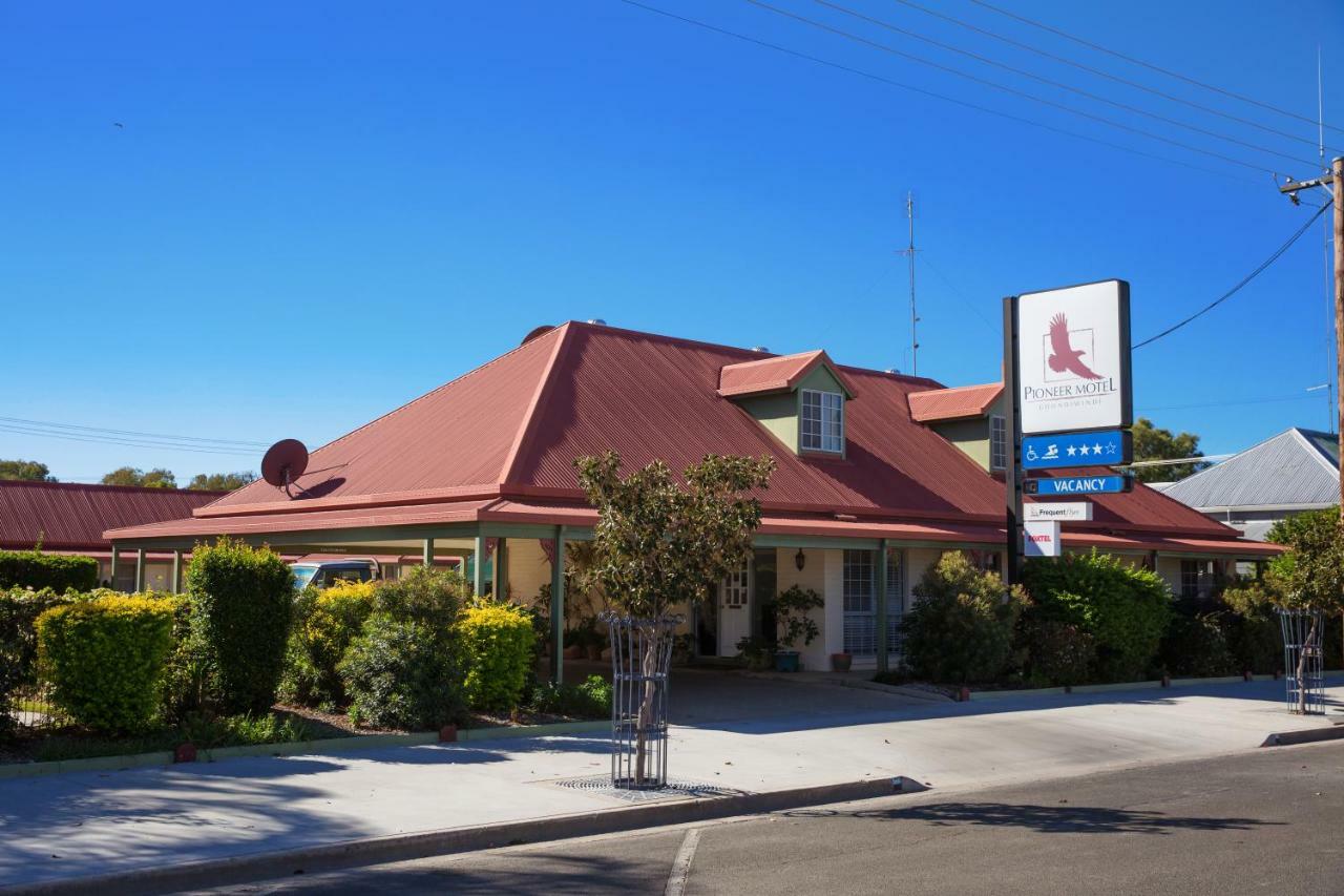 Pioneer Motel Goondiwindi Bagian luar foto